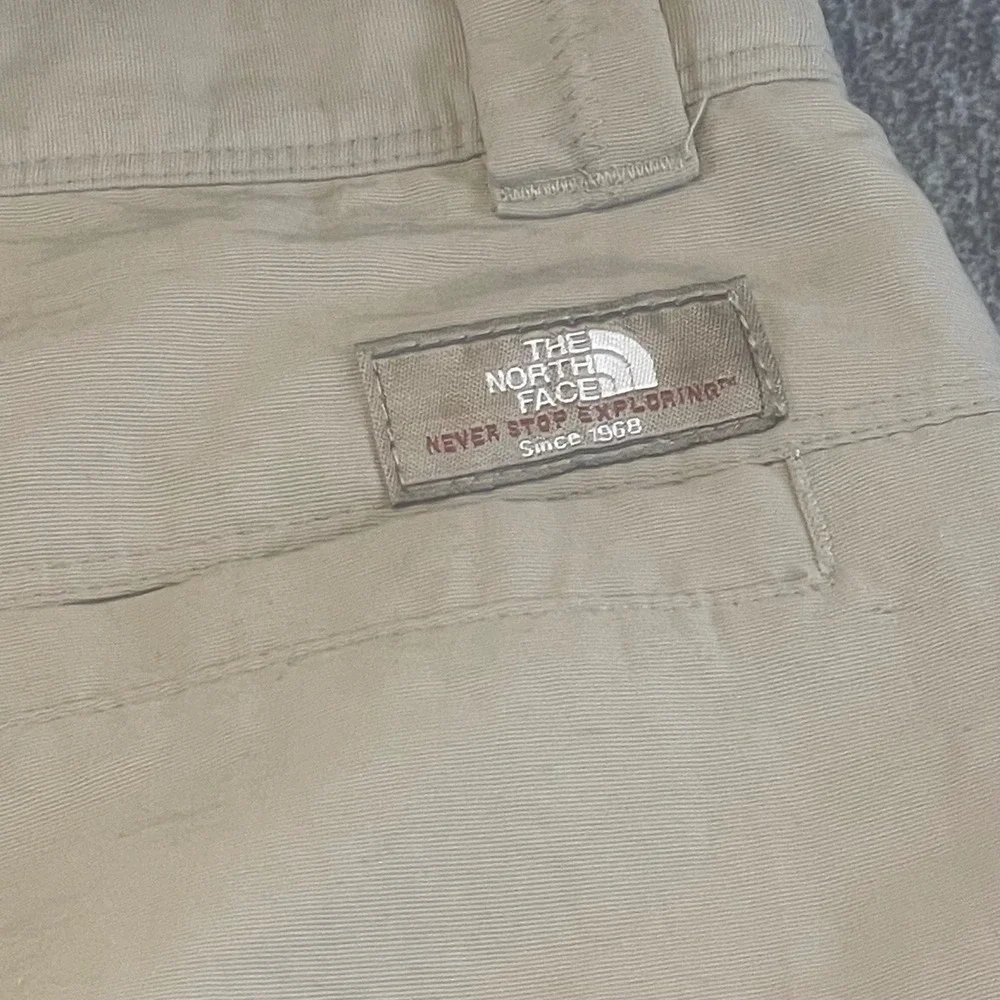 The North Face Convertible Cargo Pants Hiking Outdoor Shorts Mens 34 Short
